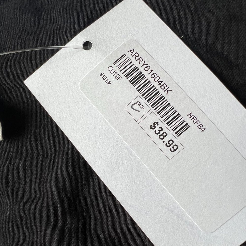 Array Black Top - Size L - Picture 2 of 2